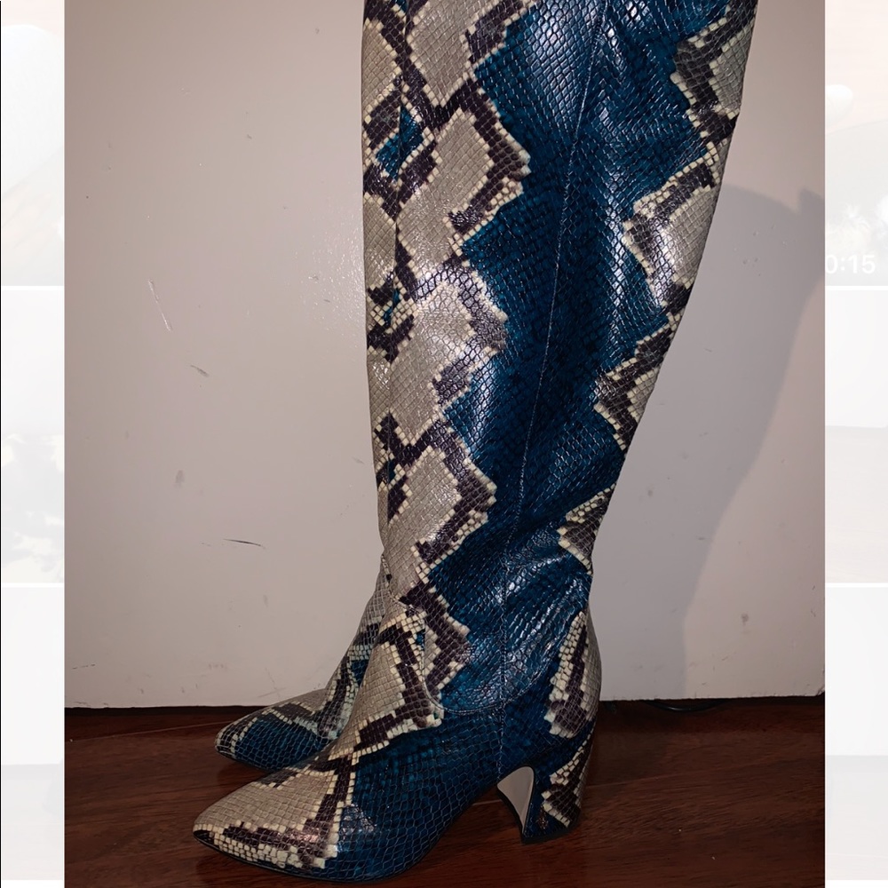 Sam Edelman snake print boots 💕